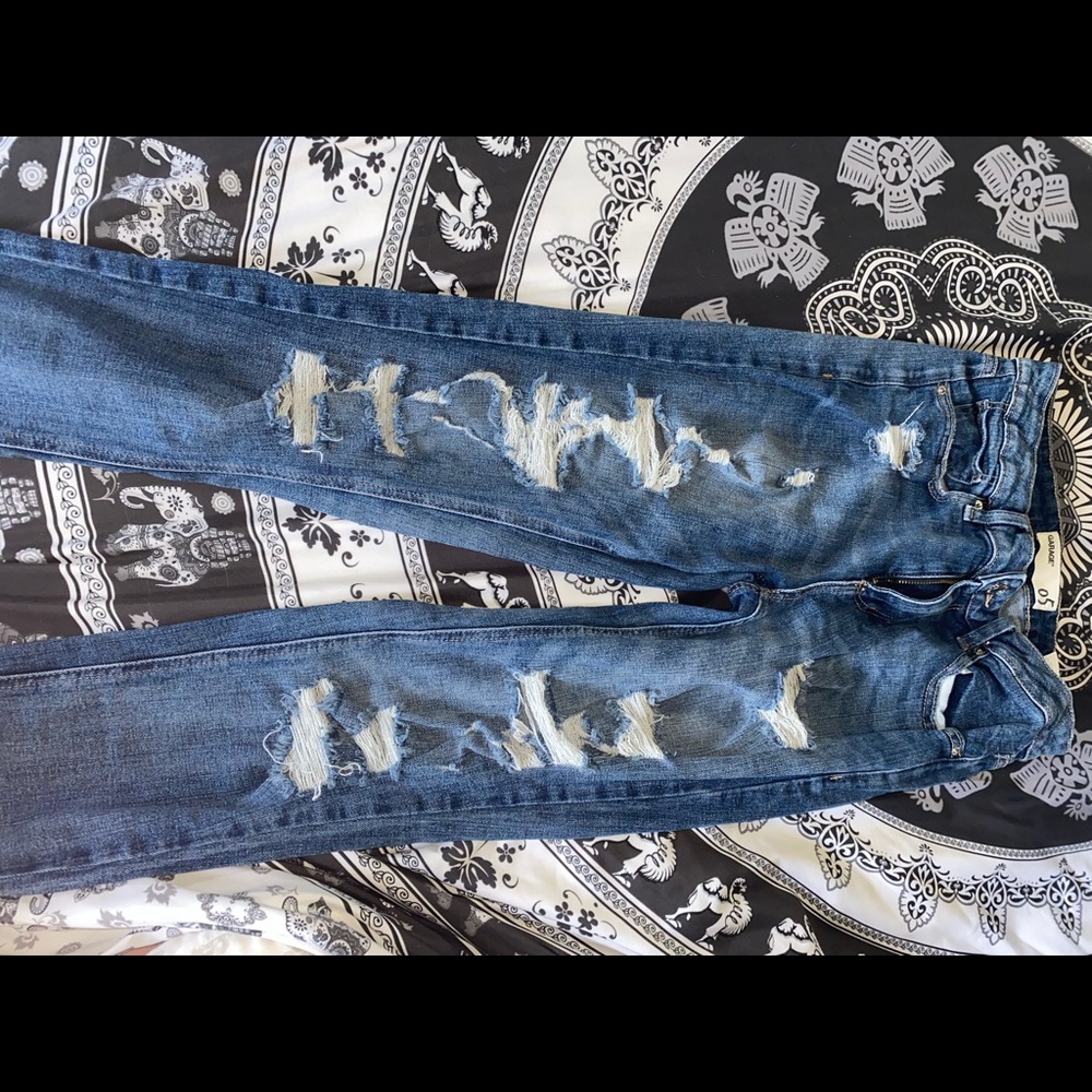 Ripped boyfriend jeans